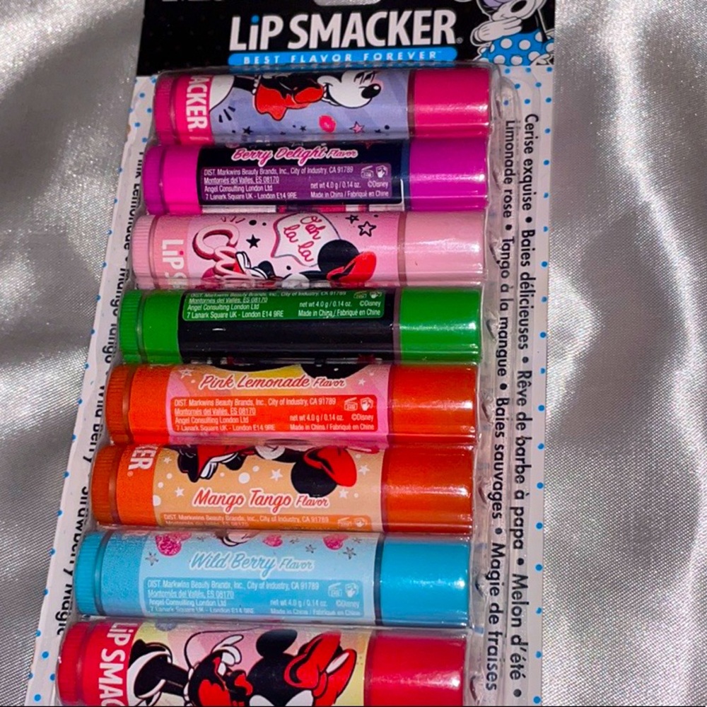 Lip Smackers + Disney Collection • The Minnie Mouse 8 Piece Lip Balm Set (NEW)